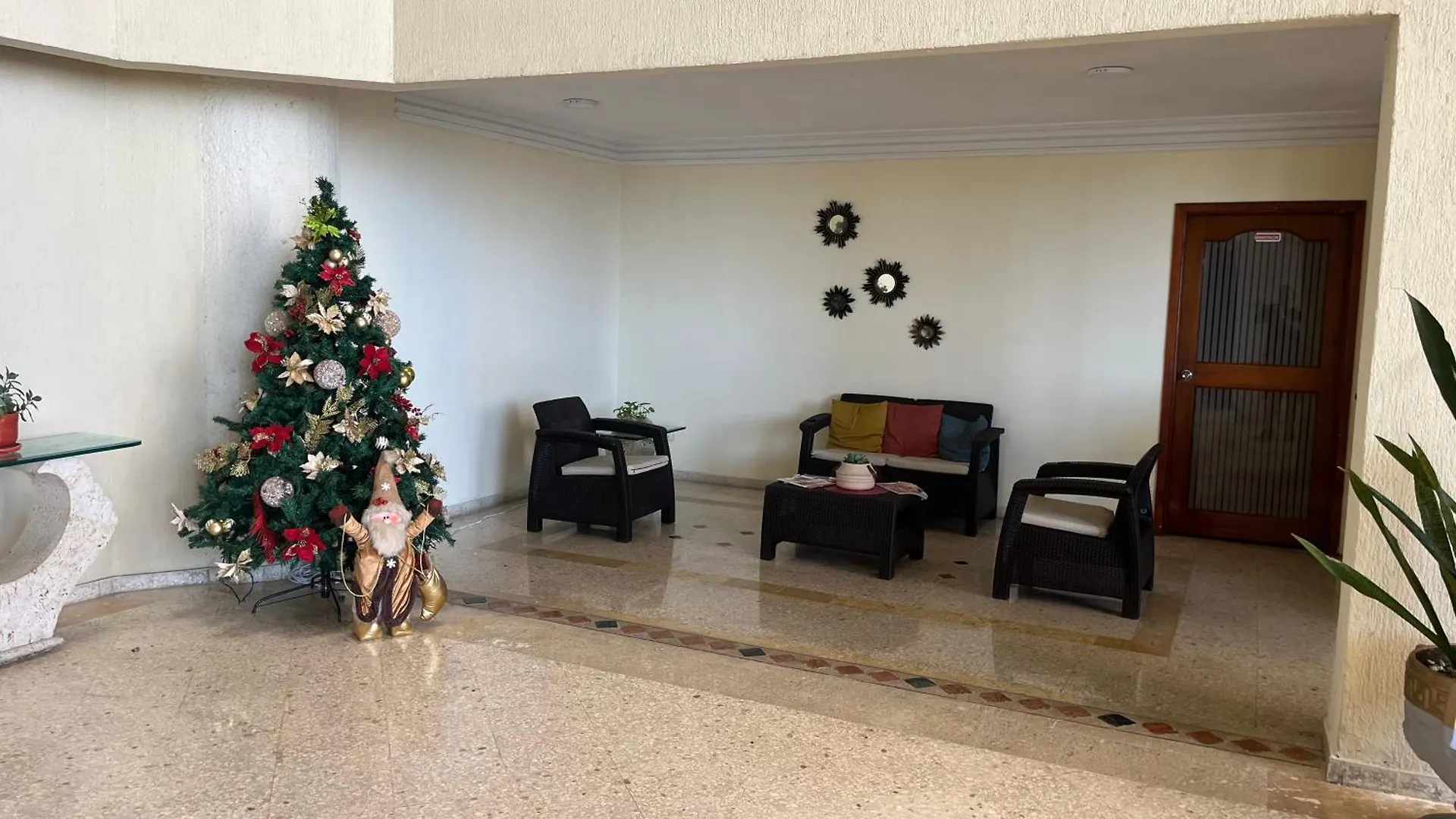 Cabrero, Cerca De La Ciudad Amurallada Y Playa Cartagena Colombia